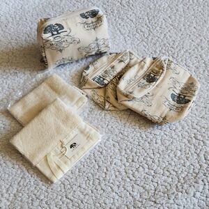 ORIGINS 5 Piece BUNDLE of 3 Cosmetic Bags & 2 Scrub Towels 100% Cotton NWT Cream